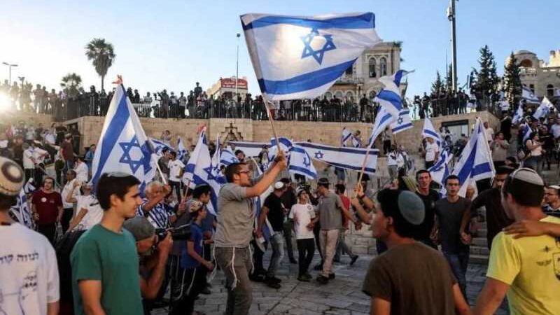 مواجهات في القدس بعد مسيرة أعلام المستوطنين الاستفزازية