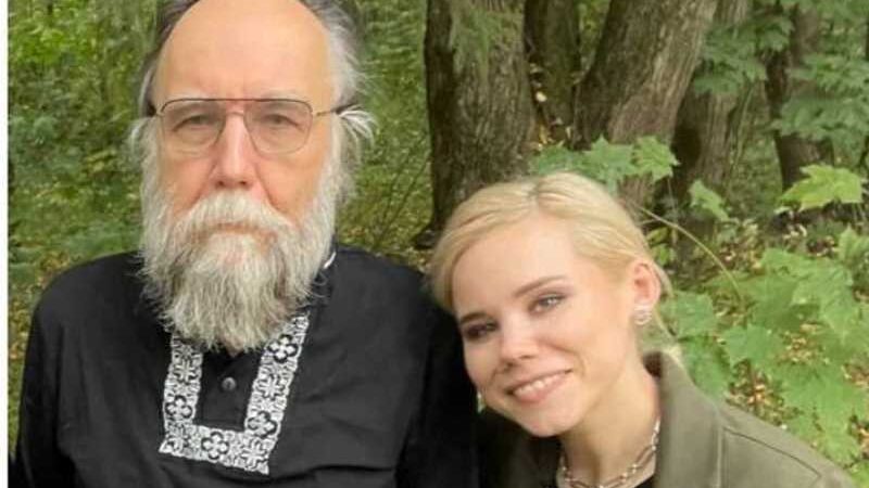ابنة الفليسوف الروسي ألكسندر دوغين ضحية انفجار كان يستهدفه