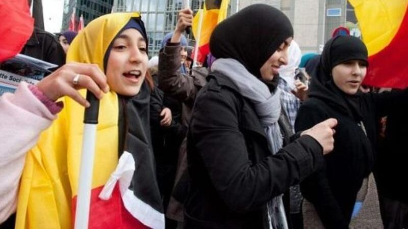 محكمة العدل الأوروبية تحظر الحجاب