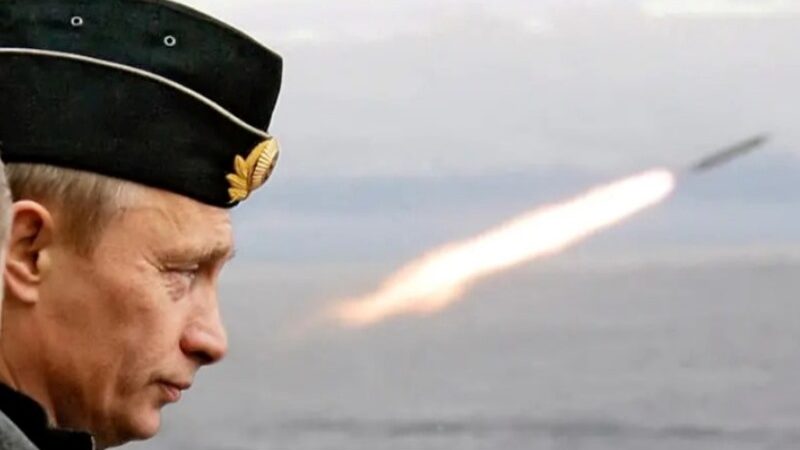 اليوم 245 للحرب: روسيا تجري تدريبات على النووي.. وزيلنيسكي يحذر من مسيرات إيران