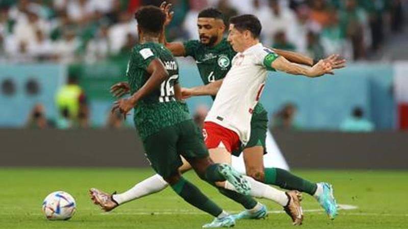 فوز بولندا على السعودية 2 – 0 وركلة جزاء ضائعة للأخضر