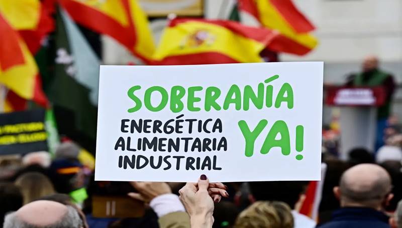 إسبانيا.. الأزمة واقتصاد الحرب!