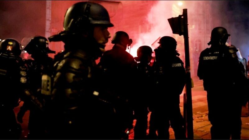 شرطة باريس متأهبة لمنع الاشتباكات بعد مباراة منتخبي فرنسا والمغرب