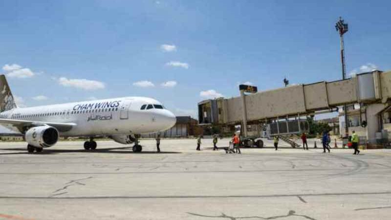 مطار دمشق يعود للخدمة بعد إصلاح أضرار الغارات الإسرائيلية