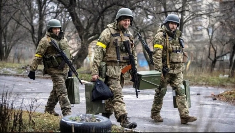 اليوم 357 للحرب: هجوم أوكراني بالمسيرات في القرم .. ووزير خاجية اسرائيل في كييف