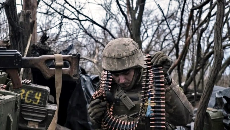 اليوم 396 للحرب: المنطقة الصناعية في باخموت بيد روسيا وأوكرانيا تسقط 13 مسيّرة روسية