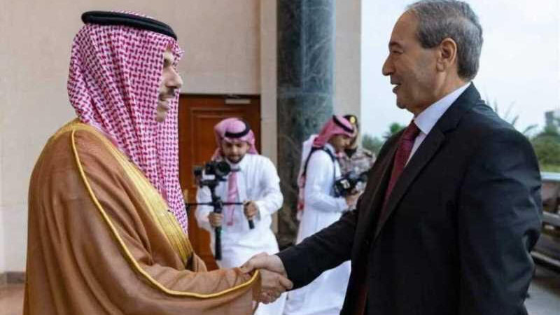 زيارة المقداد إلى السعودية: حل سياسي للأزمة السورية