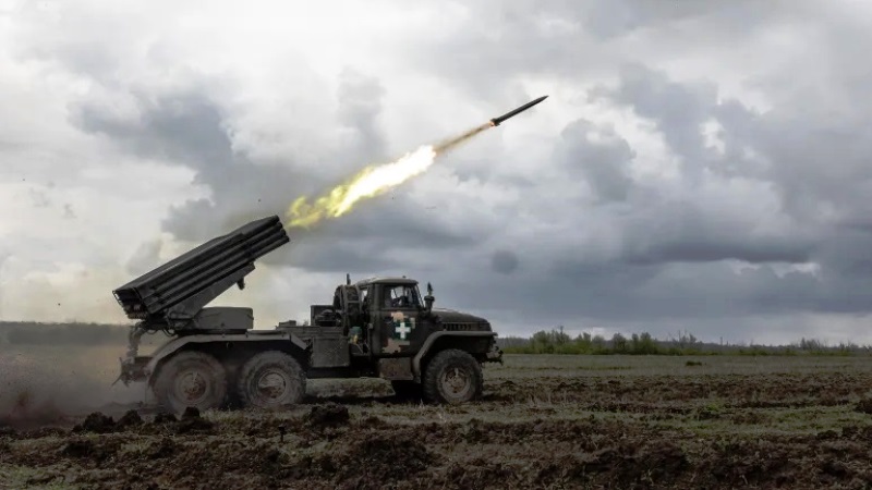 “حرية روسيا” يهاجم في بيلغورود ويعرض صفقة لاطلاق جنديين روسيين