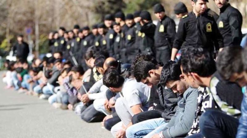 ارتفاع عدد الاعتقالات في إيران50% في شهر