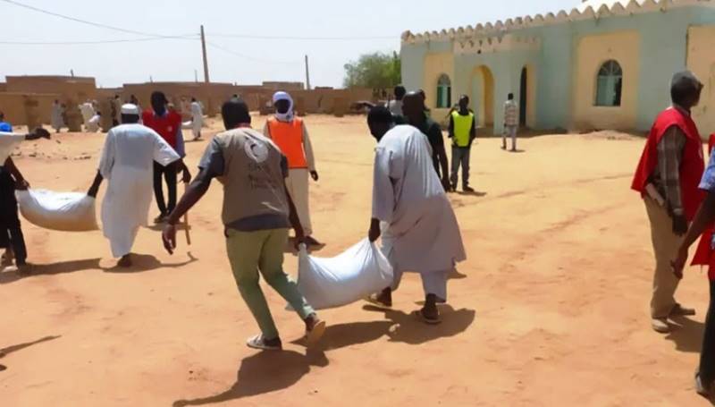 السودان: الجيش يقصف “الدعم” بمطار الخرطوم ويصد هجوما في كردفان