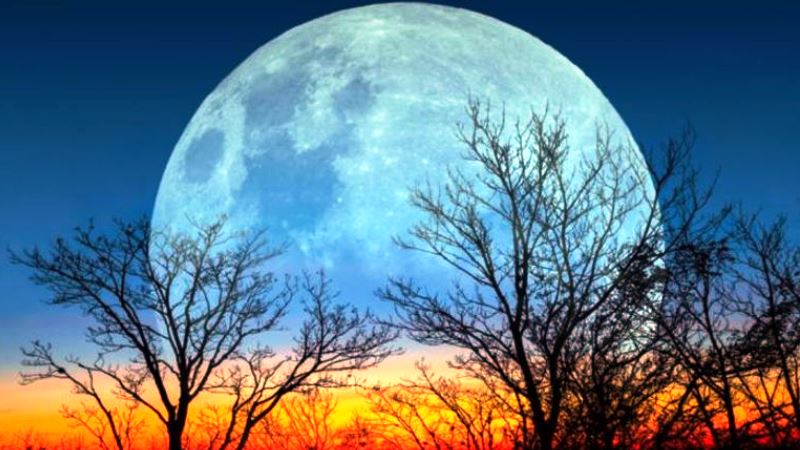 “القمر الأزرق” يضىء الكوكب الأربعاء