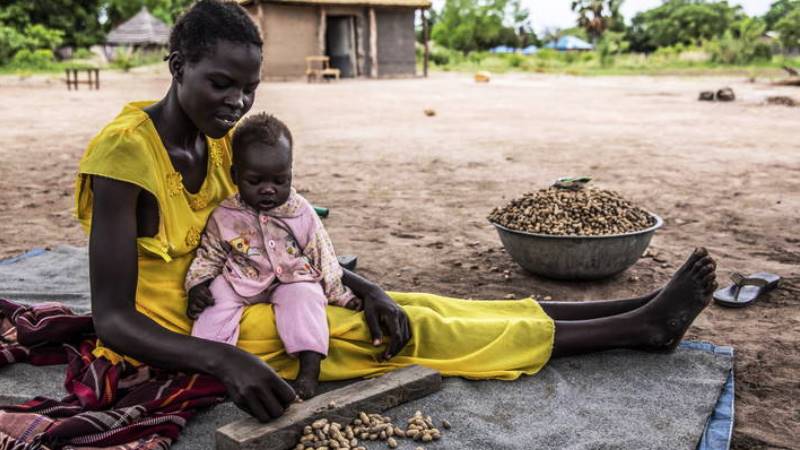 السودان: معسكر المدرعات بيد الجيش.. و498 طفلا ماتوا جوعا