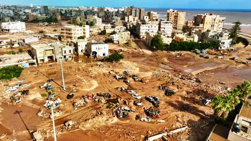 ليبيا: انهيار السدين دفع المياه كقذيفة وجرف أحياء درنة