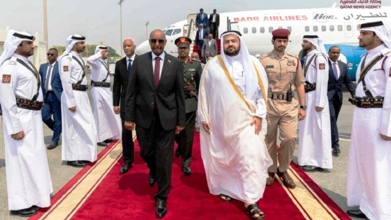 بعد قراره بحل قوات الدعم … البرهان في قطر
