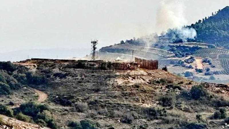 غارات اسرائيلية واستهداف مركز للجيش اللبناني وحزب الله يهاجم مواقع