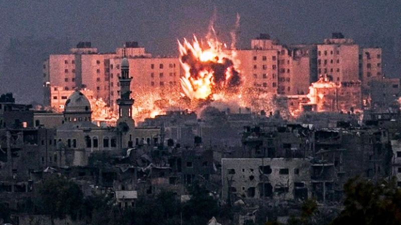 “طوفان الأقصى”: قصف إبادة في غزة تمهيدا للاجتياح البري والمستشفيات صامدة
