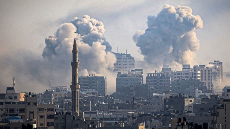“طوفان الأقصى”: إسرائيل تدمر كل شىء .. وتنفي علمها بتقارير عن هجوم “حماس”