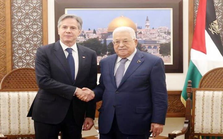 بلينكن يلتقي عباس ويطالب نتنياهو بحماية المدنيين في جنوبي غزة اذا اسؤنف القتال