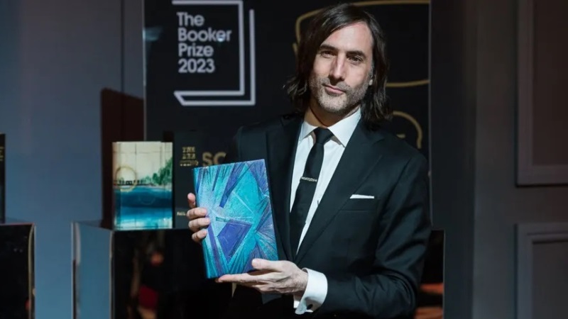 مؤلف رواية “أغنية نبي” بول لينش يفوز بجائزة بوكر