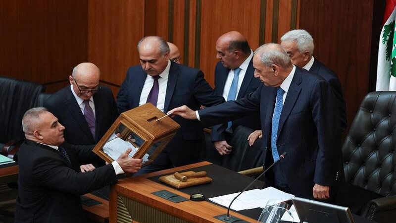 الحراك الدبلوماسي وأزمة الشغور الرئاسي في لبنان